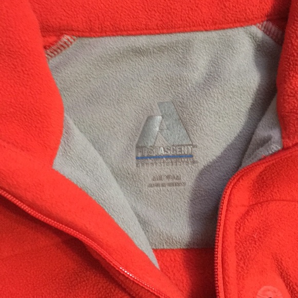 Fleece women’s fitness top - Picture 2 of 2